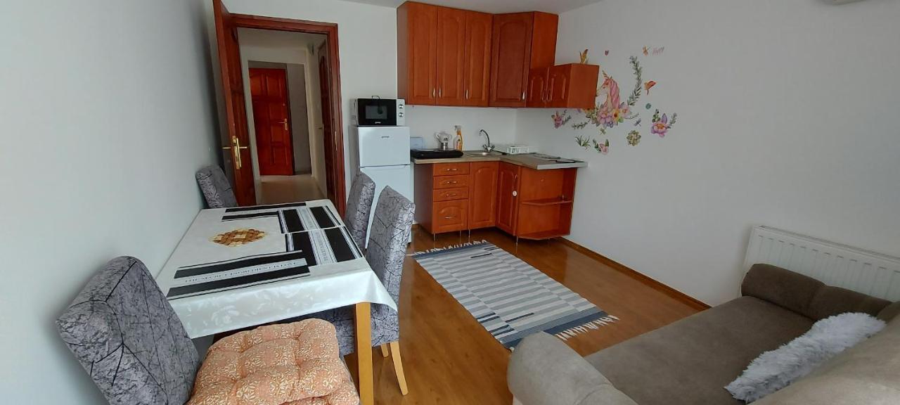 Balatoni Aranyparti Apartmanok Siófok Exterior foto